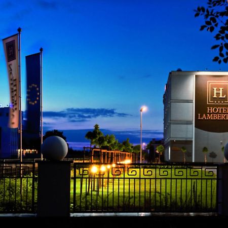 Hotel Lamberton Ołtarzew Εξωτερικό φωτογραφία