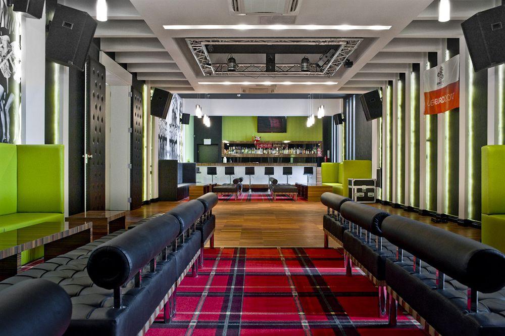 Hotel Lamberton Ołtarzew Εξωτερικό φωτογραφία