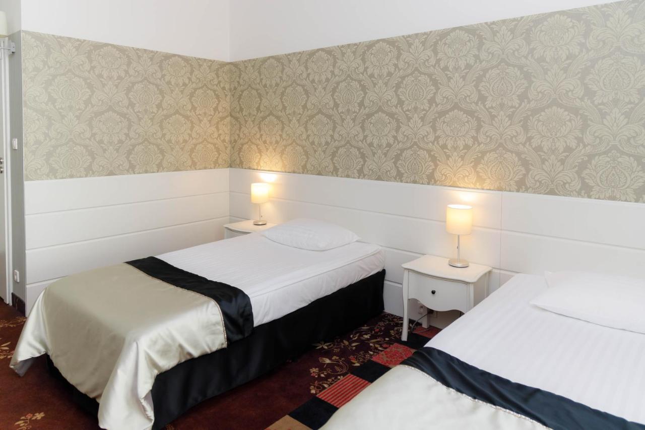 Hotel Lamberton Ołtarzew Εξωτερικό φωτογραφία