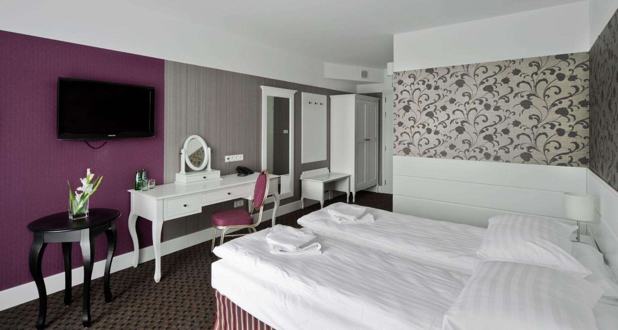 Hotel Lamberton Ołtarzew Εξωτερικό φωτογραφία