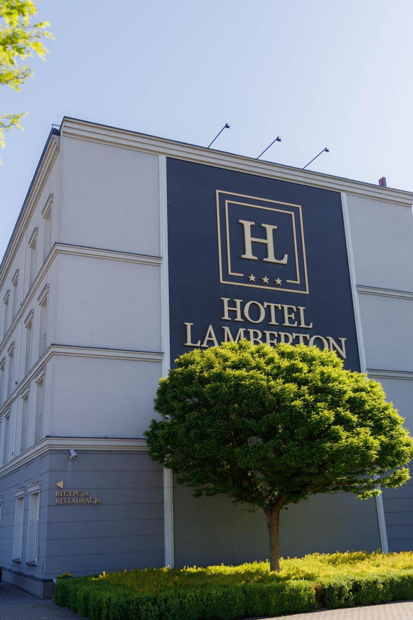 Hotel Lamberton Ołtarzew Εξωτερικό φωτογραφία