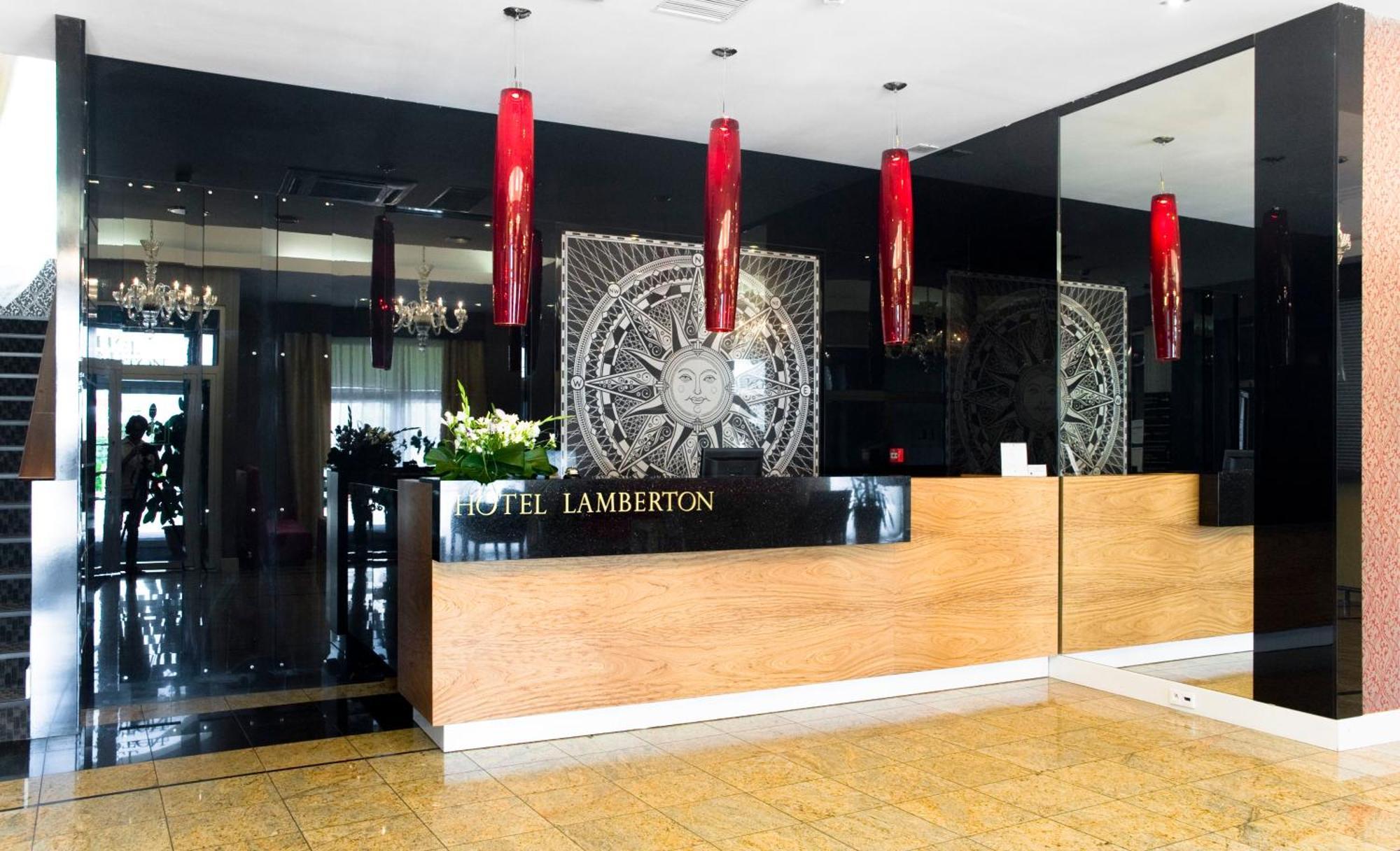Hotel Lamberton Ołtarzew Εξωτερικό φωτογραφία