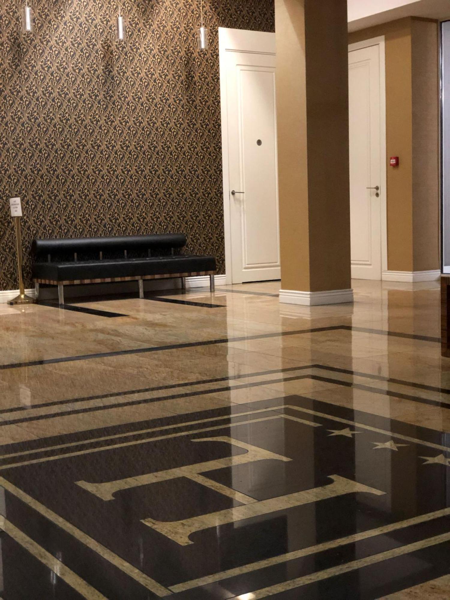 Hotel Lamberton Ołtarzew Εξωτερικό φωτογραφία