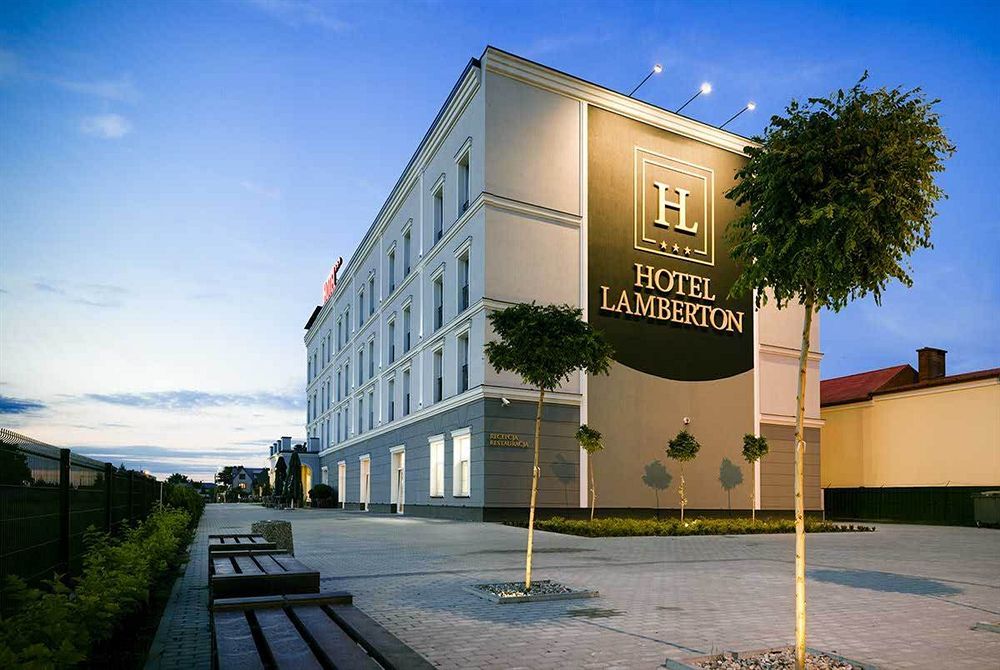 Hotel Lamberton Ołtarzew Εξωτερικό φωτογραφία